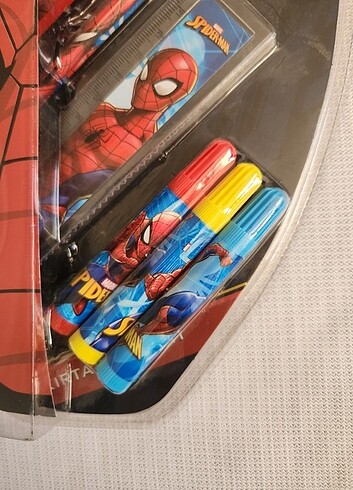 Beden Renk SPİDERMAN OKUL SETİ KALEMKUTU VE SET