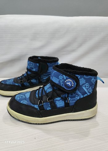 LC Waikiki LCW 32 NO TEMİZ ERKEK ÇOCUK BOT AYAKKABI
