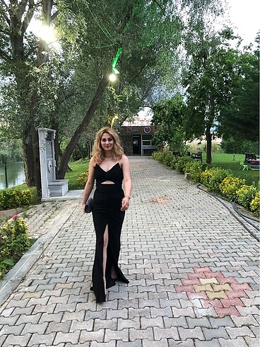 l Beden Siyah Abiye elbise
