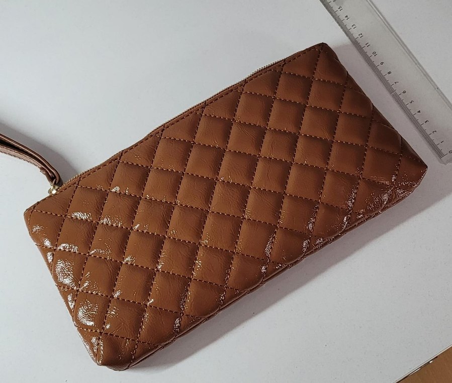 Kahverengi Parlak Deri Kadın Portföy Cüzdan - Görsel 2