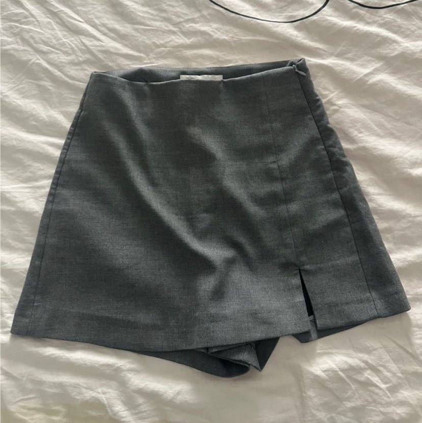 Düğmeli Gri Mini şort Etek - Görsel 2