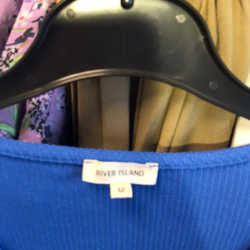 V Yaka Mavi Triko Kısa Kollu Kadın Bluz - Görsel 2