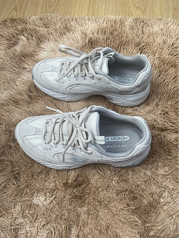 38,5 Beden Skechers Sport