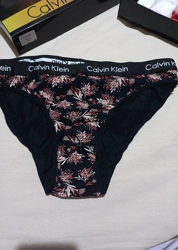 Calvin Klein bayan kilot - Görsel 3