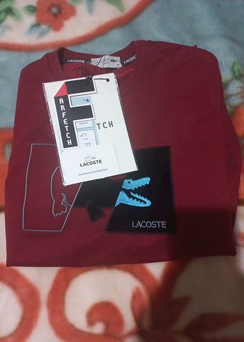 Lacoste m