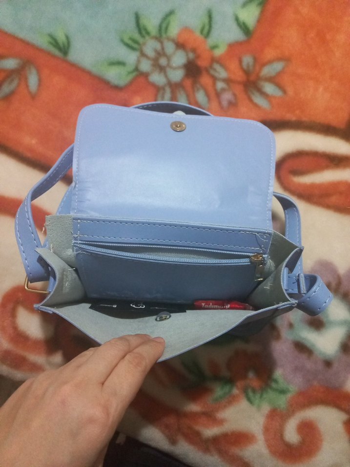 Mavi Deri Tokalı Kadın Çanta - Görsel 4