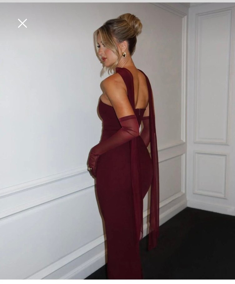 Kırmızı Straplez Uzun Drapeli Elbise - Görsel 3