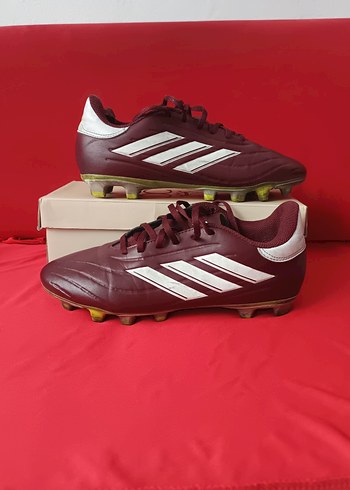 Bordo Bağcıklı Erkek Futbol Kramponu