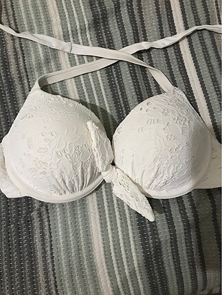 Beyaz bikini