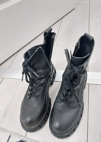 Siyah Platform Topuklu Kadın Bot - Görsel 2