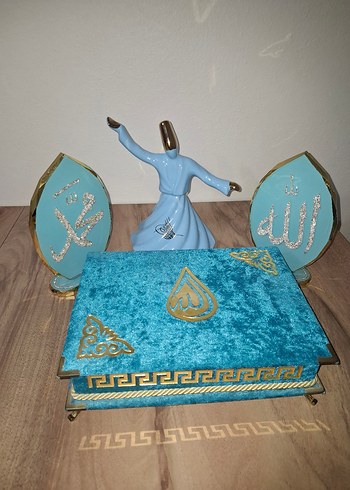 Mavi Kapaklı Dini Kitap ve Sufi Figürü - Görsel 6