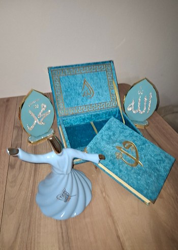 Mavi Kapaklı Dini Kitap ve Sufi Figürü - Görsel 2