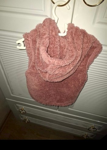 Kız Çocuk Kapüşonlu Pembe Kürk Yelek - Görsel 3