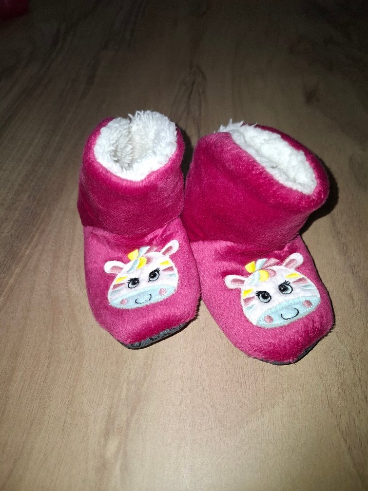 Pembe Kız Çocuk Kürklü Sıcak Ev Terliği - Görsel 3