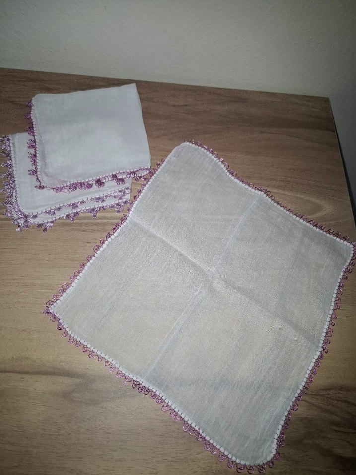 İğne oyası bebek mendili - Görsel 4