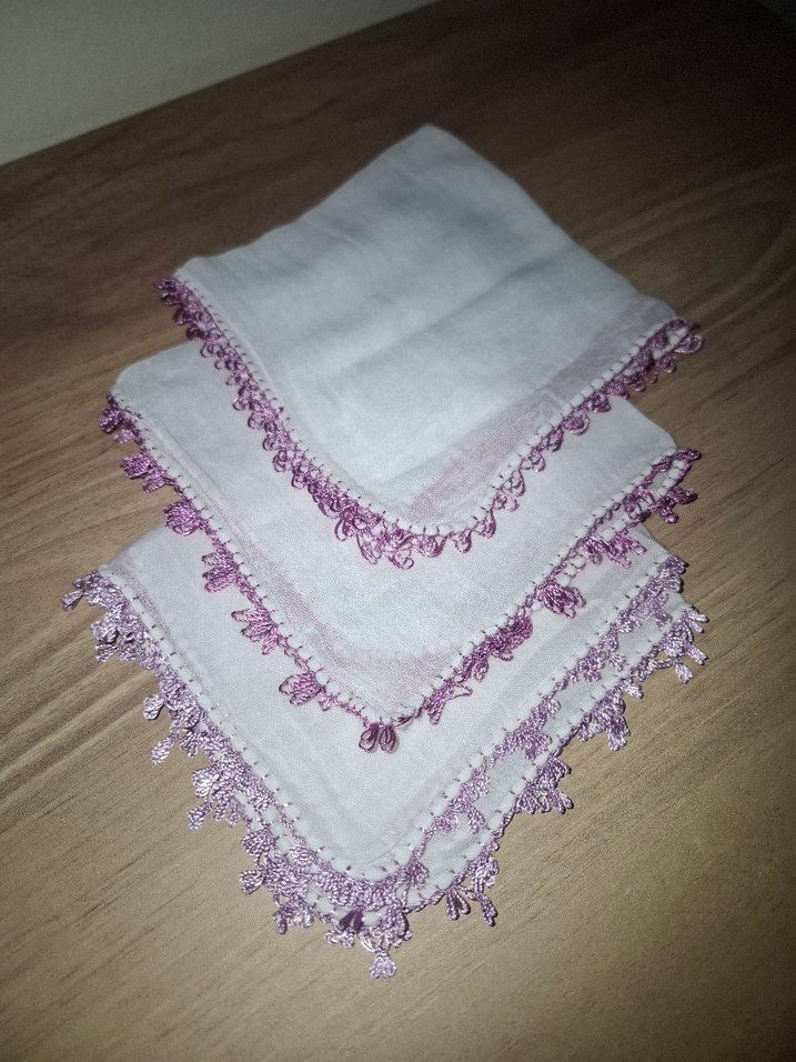 İğne oyası bebek mendili - Görsel 3