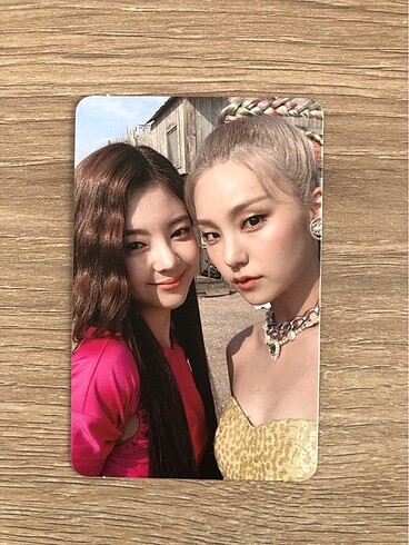 Itzy Yeji Lia Unit Photocard