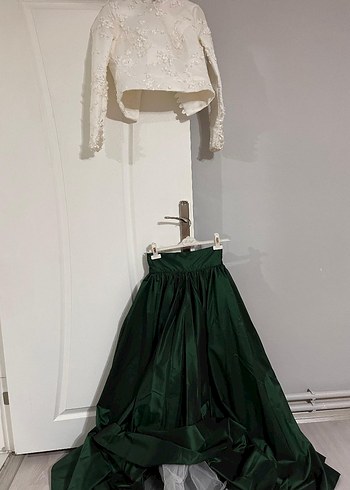 Uzun Kollu Beyaz Drapeli Nişan Elbisesi - Görsel 2