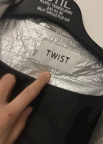 Twist Uzun Sokak Tarzı Yağmurluk - Görsel 3