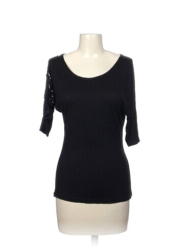 Koton T-shirt %70 İndirimli.