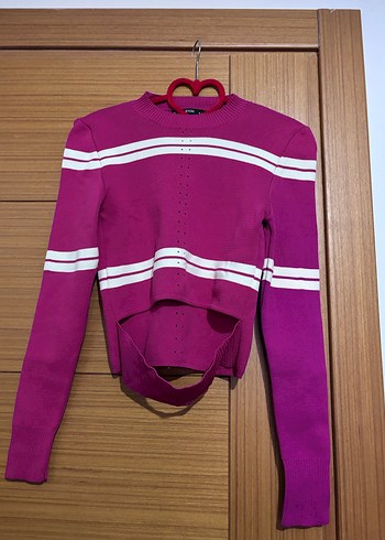 Pembe Çizgili Kısa Fit Kadın Triko Kazak