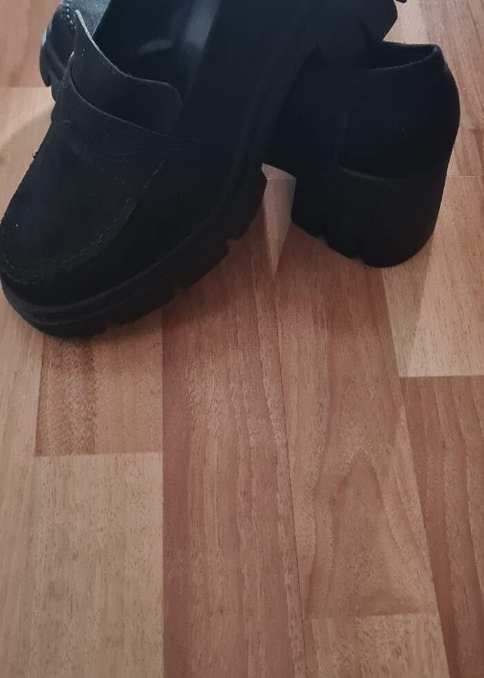 Kalin topuklu ayakkabi - Görsel 3