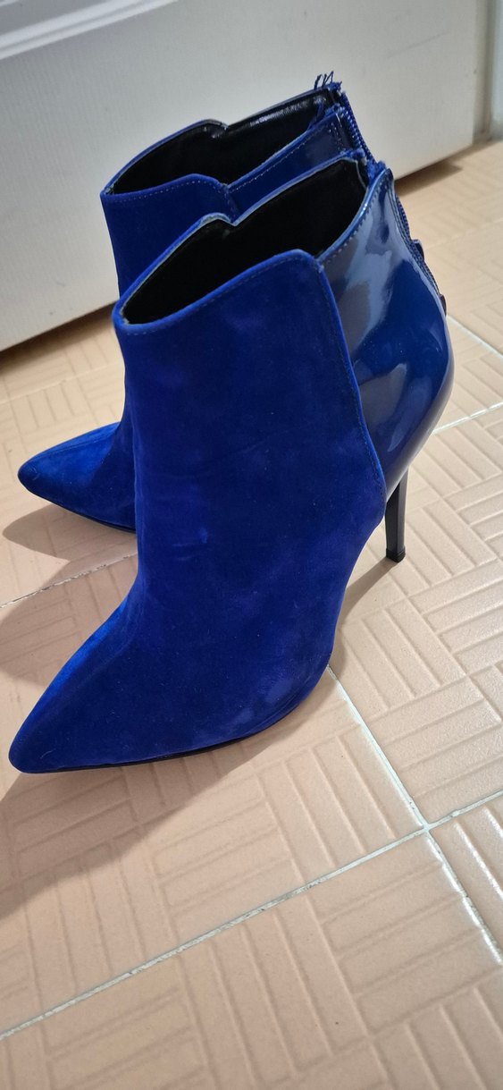 Parlak Lacivert Süet İnce Topuklu Kadın Bot - Görsel 3