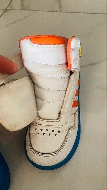 26 Beden beyaz Renk Mickey mid hops çocuk spor ayakkabı