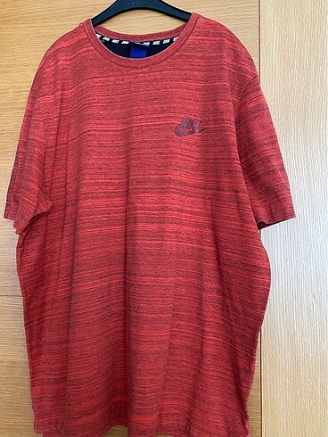 xl Beden kırmızı Renk Nike erkek tshirt