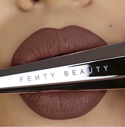 Fenty beauty ruj unveil