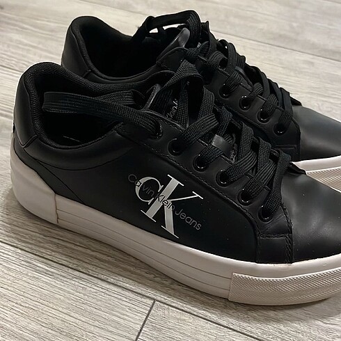 Calvin klein ayakkabı yeni orijinal