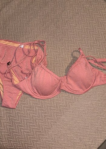40 Beden pembe Renk Pembe simli İp Askılı Mini Bikini