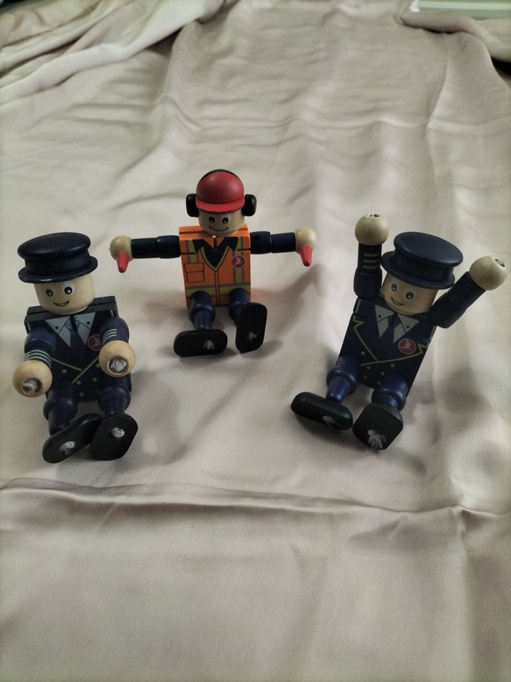 Renkli 3'lü Aksiyon Figürleri Seti - Görsel 2