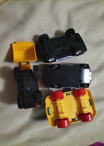 Renkli Oyuncak Araba Seti - Görsel 2