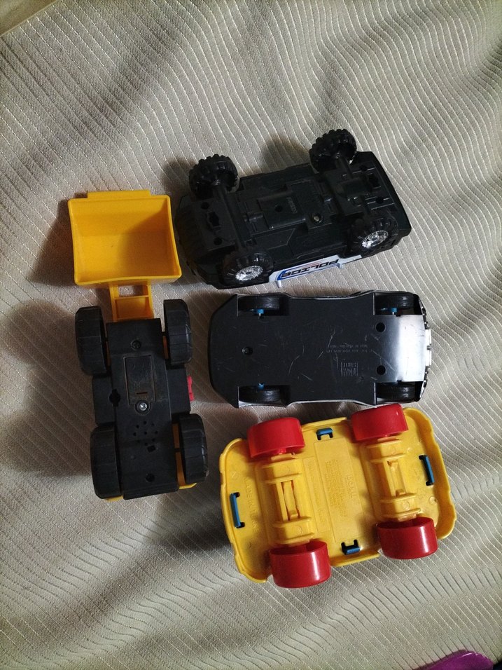 Renkli Oyuncak Araba Seti - Görsel 2