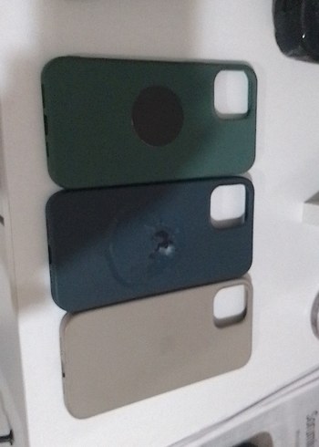 Düğmeli Koyu Yeşil Street Wear Telefon Kılıfı 12 pro max - Görsel 2