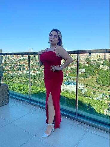 Trendyol & Milla Kırmızı Uzun Abiye