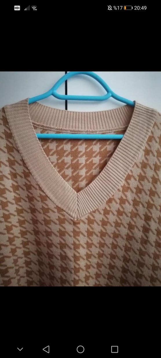 Bej V Yaka Örgü Kadın Süveter - Görsel 2