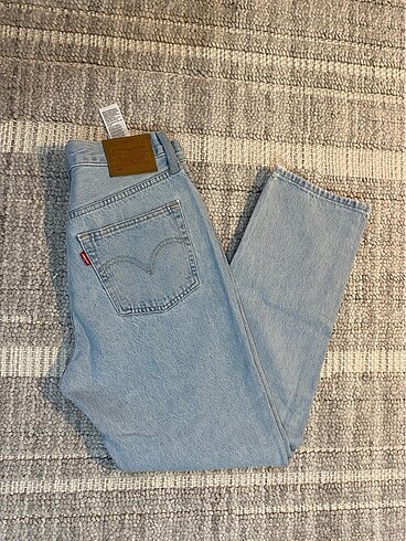 LEVİS JEAN 36 beden