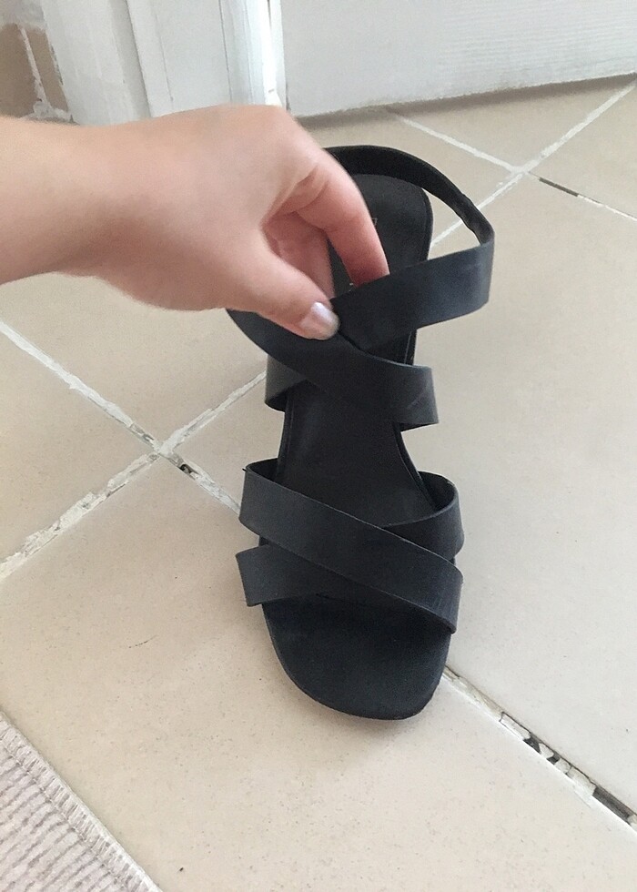 Topuklu sandalet - Görsel 3