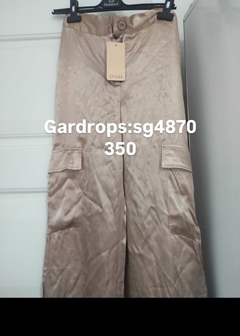 Diğer saten pantolon