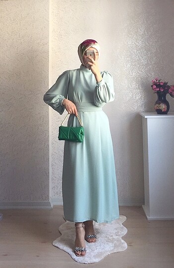 Tasarımcı Birgül Bektaş model elbise
