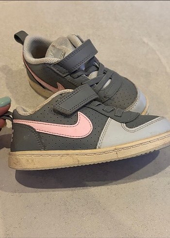 Nike Kız Çocuk Gri Cırt Cırtlı Spor Ayakkabı - Görsel 2