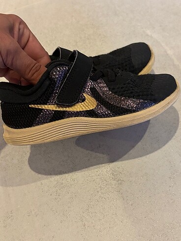 25 Beden Kız çocuk nike spor ayakkabı