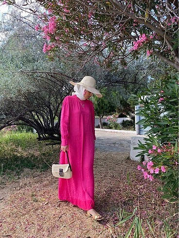 LC Waikiki Jakarlı pembe elbise