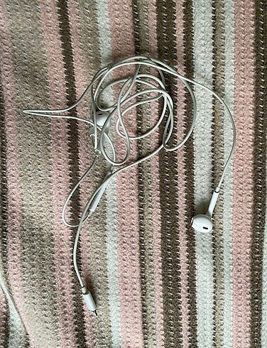 iPhone orijinal kulaklık