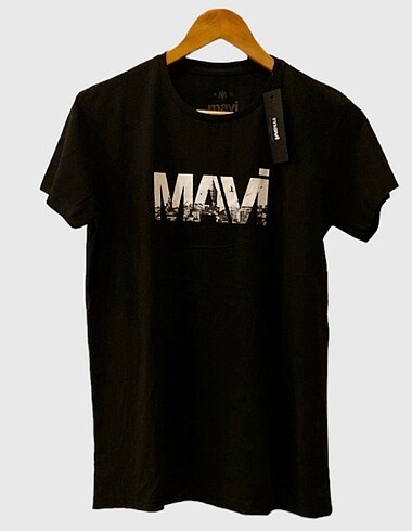 YENİ SEZON ETİKETLİ TSHIRT