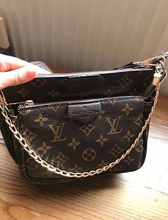 Replika Louis Vuitton çanta.