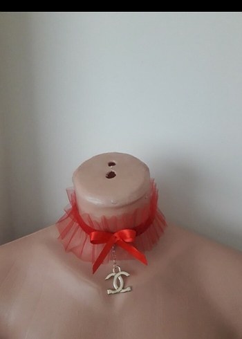  Beden siyah Renk Siyah Goth Midi Kolye Fiyonk Detaylı