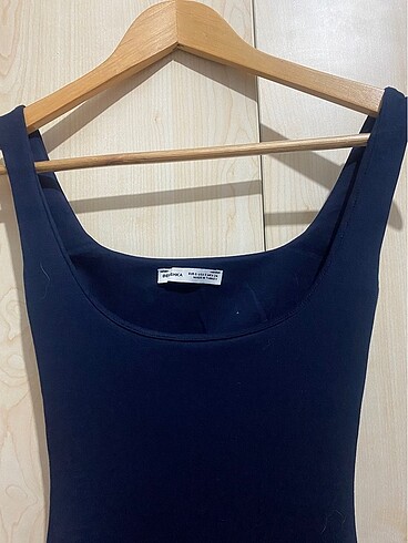 xs Beden lacivert Renk Bershka lacivert dar elbise